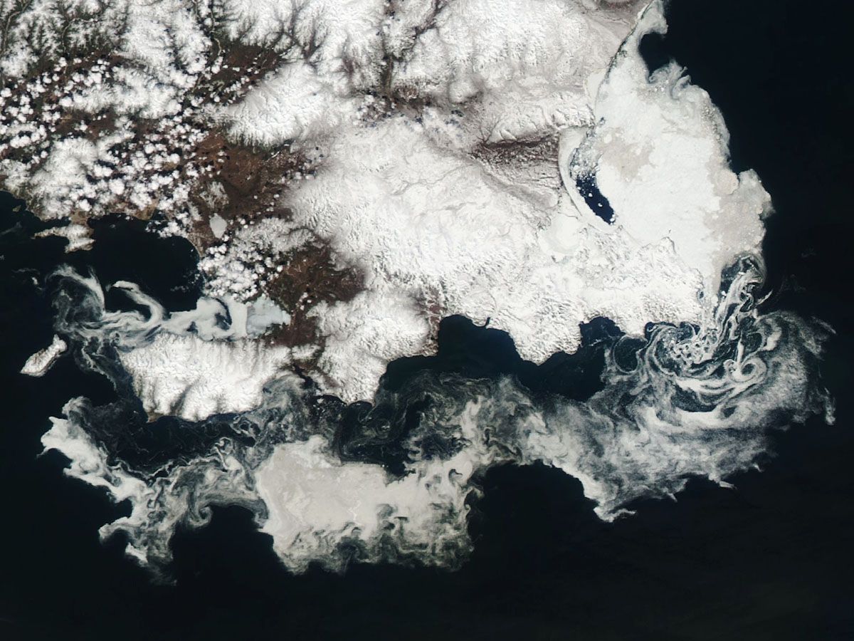 sea-okhotsk-climate-ice