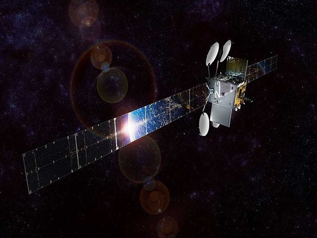 viasat2-commercial-communications-satellite-highest-capacity