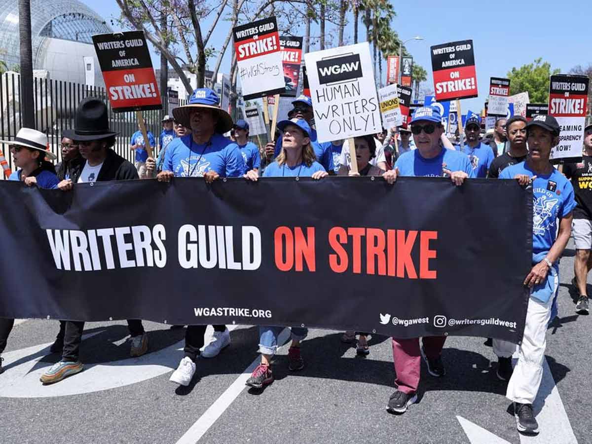 writers-guild-protest-los-angeles-usa-2023