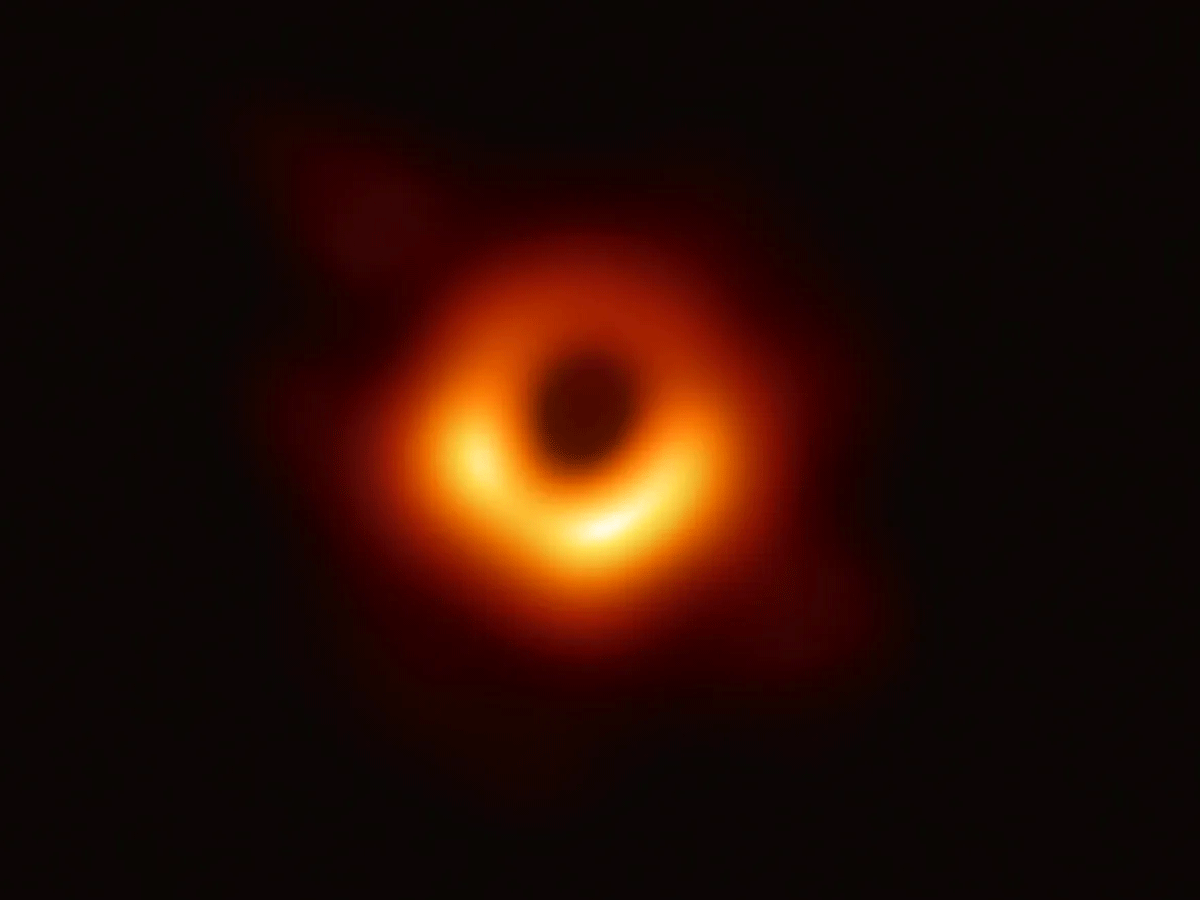 m87-galaxy-black-hole-image