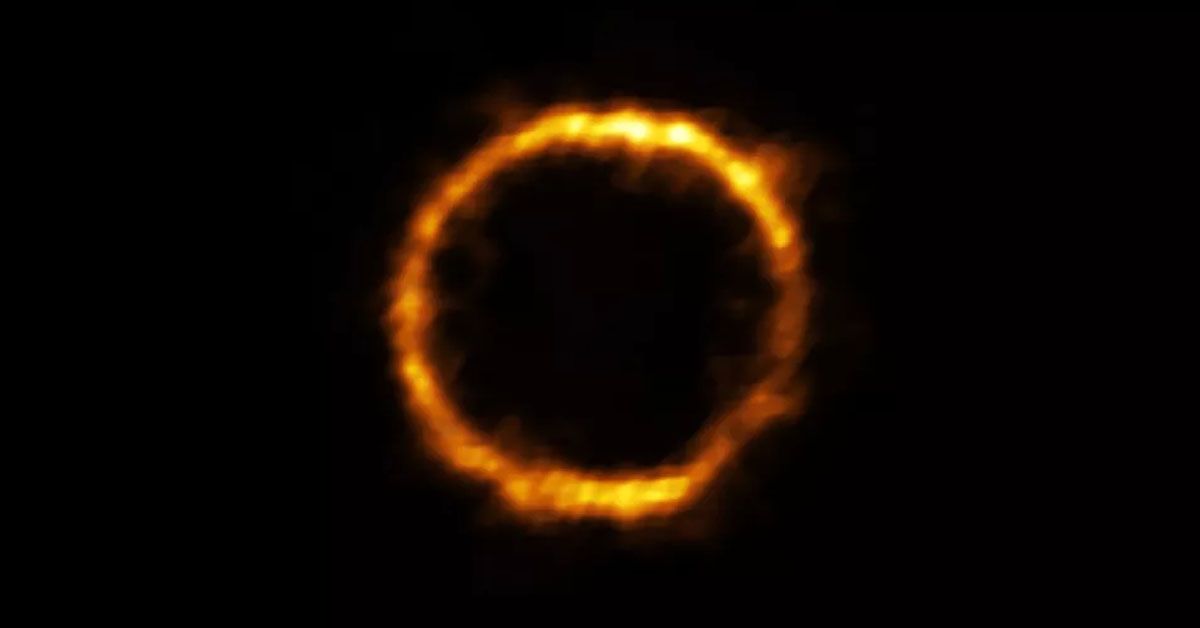 ALMA-view-ring-galaxy-SPT0418-47